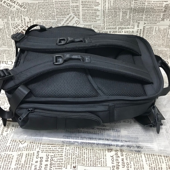 🍦🦄✨MEN'S ALPHA BRIEL BACKPACK IN BLACK✨ - Picture 6 of 12